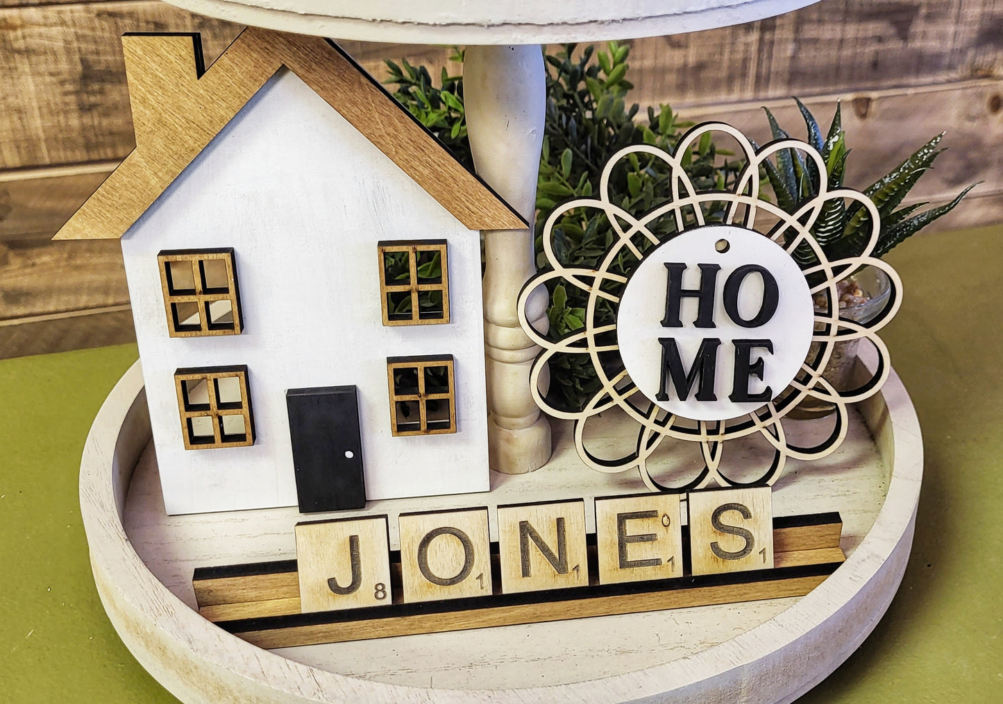 Family Theme tier tray set